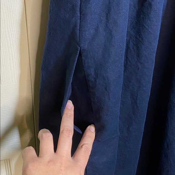 The Gap Maternity Buttoned Linen Dress - Picture 5 of 7